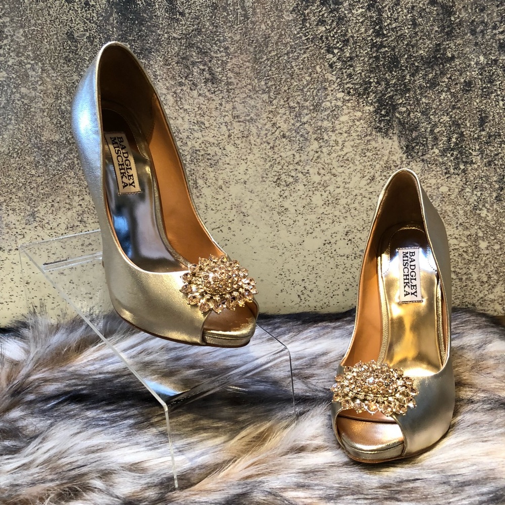 NWOT Badgley Mischka Lissa Gold Evening Pumps